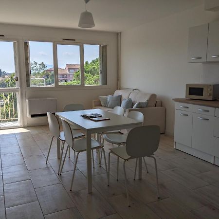 superbe t2 proche des plages et des commerces Hyères Extérieur photo