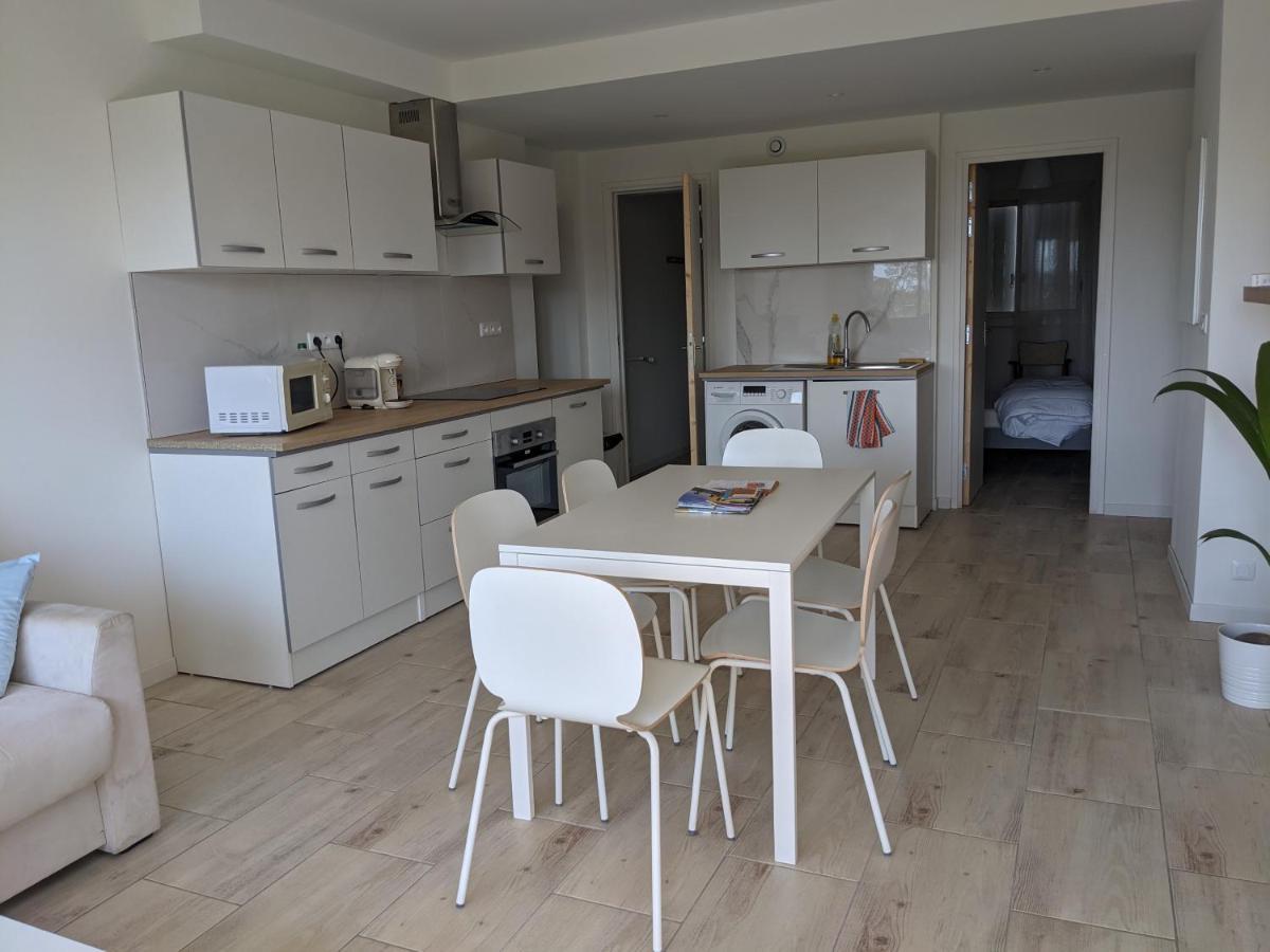 superbe t2 proche des plages et des commerces Hyères Extérieur photo