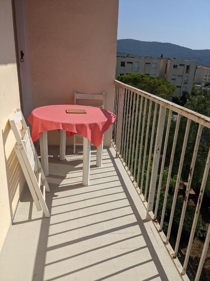 superbe t2 proche des plages et des commerces Hyères Extérieur photo